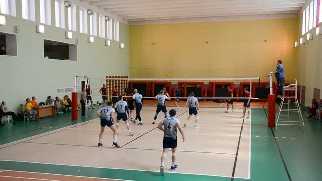 Волейбол. Шмаковка. Ветераны 50+. Уссурийск - Сахалин смотреть онлайн