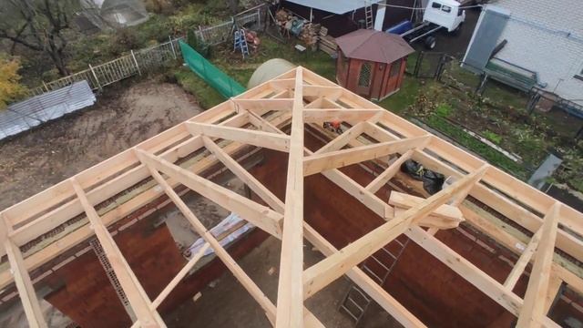 немного о каркасе кровли... смотреть онлайн