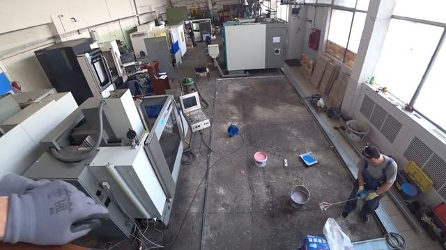 Наливной пол в производственном помещение!Производство европейского уровня!Не заплатили( смотреть онлайн