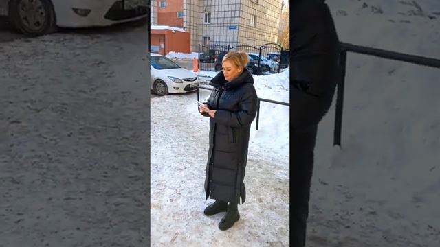 Мишка Тедди девочка поздравляет замечательную именинницу. смотреть онлайн