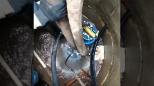 Процесс промывки скважины.