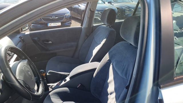 Renault Laguna II 1.6 110KM 2001 r смотреть онлайн