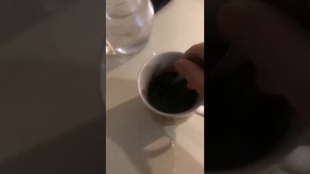 Пью горячий шоколад) смотреть онлайн