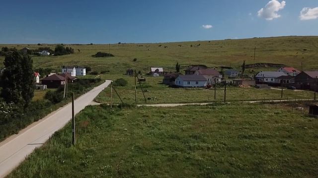 ПРОДАЖА КЛАССНОГО УЧАСТКА В СЕЛЕ ПИОНЕРСКОЕ. МОНЕТНЫЙ ДВОР. ЦЕНТР. ГАЗ 2022_23. РЕКА. ВИД НА ГОРЫ. смотреть онлайн