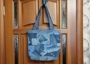 Сумка из старых джинсов.