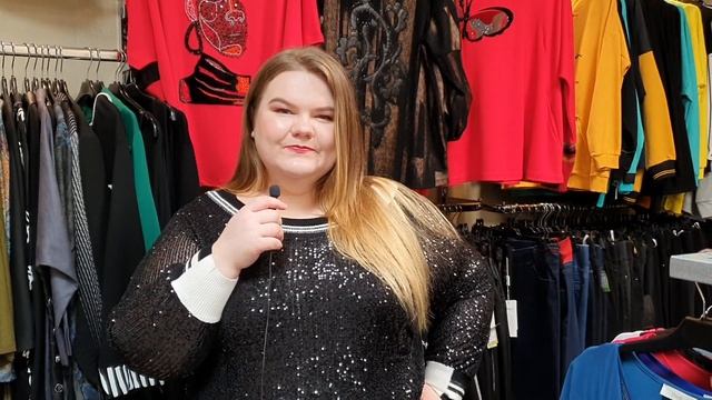 НОВОГОДНЯЯ КОЛЛЕКЦИЯ / ОБЗОР КУРТОК / БРЕНД КОРОЛЕВА СПБ 2020 смотреть онлайн