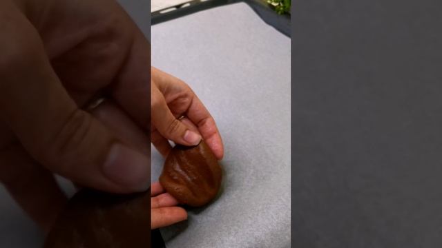 Готовим красочное, шоколадное печенье к чаю! смотреть онлайн