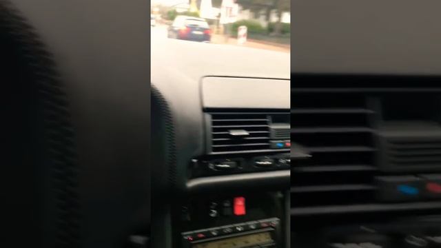 Brabus W140 7.3s VS w140 v12 по Германии смотреть онлайн