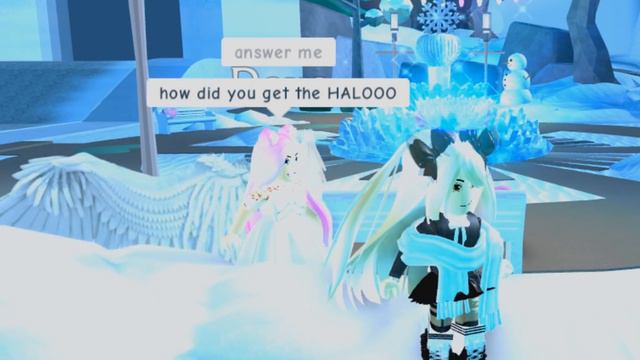 My Boyfriend Surprised Me With The CHRISTMAS HALO But... | Royale High Roleplay смотреть онлайн