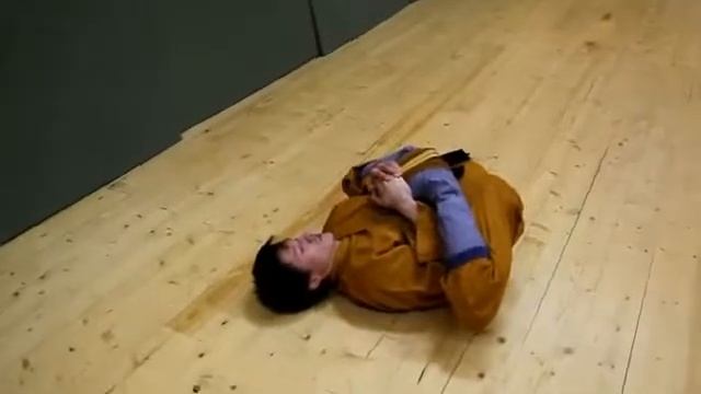 Человек с невероятной гибкостью тела! смотреть онлайн