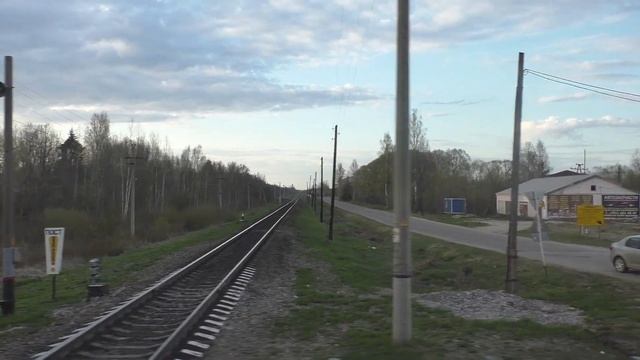 Посёлок Уторгош из окна автобуса. Поезд Санкт-Петербург – Гомель смотреть онлайн