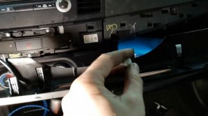 Демонтируем штатное головное устройство( Lancer10  2012г.)