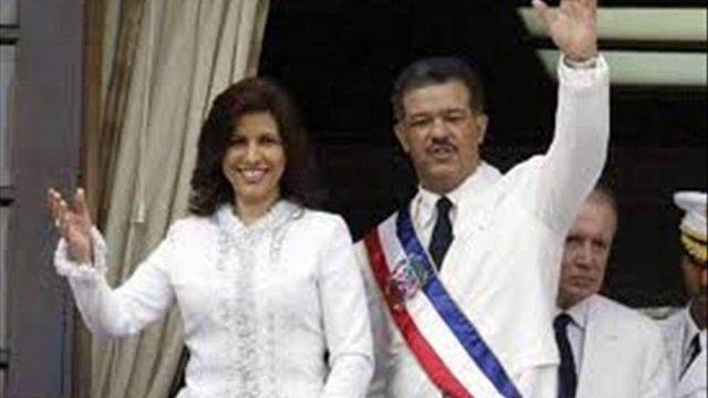 Republica Dominicana Exige el 4% de PIB para la educacion (Rap del 4%) смотреть онлайн