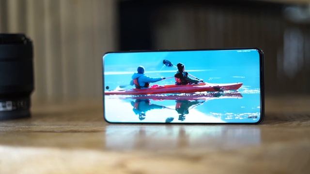 Samsung Galaxy S20+ review: bigger isn't always better смотреть онлайн