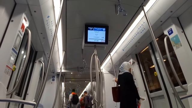 مترو الجزائر || شاهد العاصمة الجزائرية كأنك في بلد اوروبي смотреть онлайн