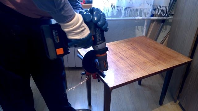 Аккумуляторная ударная дрель-шуруповёрт PROTOOL PDC 18-4 TEC режет железо