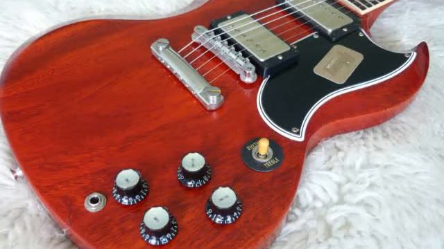 BACKING TRACK Am - Like a Hurricane by Malcolm Kirk смотреть онлайн