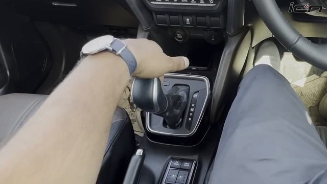 Beats small cars too ? Toyota Hyryder Hybrid City Mileage Test | AutoYogi смотреть онлайн