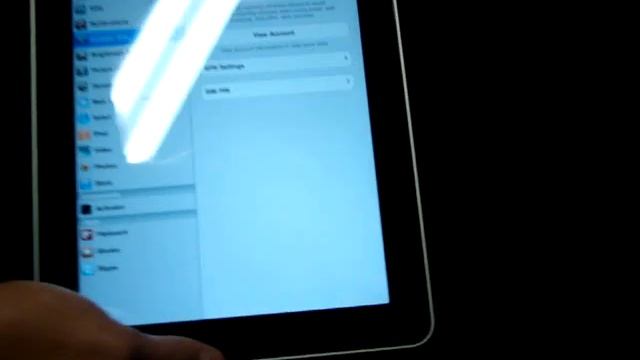 Use iPhone 4 sim card in iPad on Rogers or AT&T on 4.2.1 смотреть онлайн