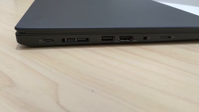 Kondisi Exterior ThinkPad T14 Gen 2 Touchscreen R7 5850U 16GB 512GB смотреть онлайн