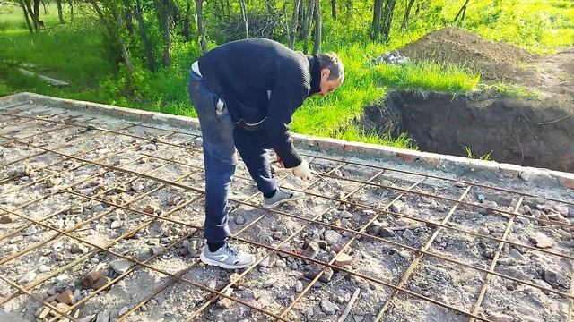 Вязка плиты. Вязка арматуры. смотреть онлайн
