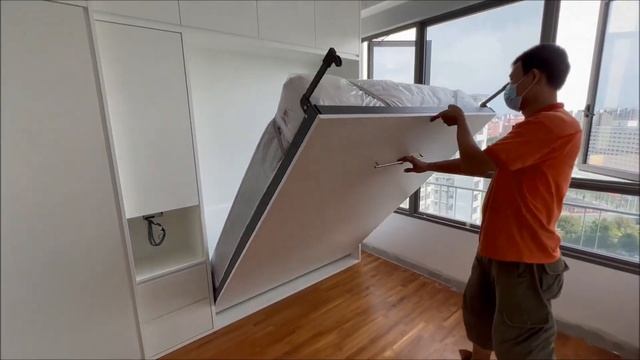 Vue 8 @ PasirRis Guest Rm - HWB-Queen + wardrobe +Top & Side Storage cabinets. HDB. BTO.HWB HUB.EC смотреть онлайн