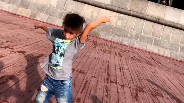 E-RAVE CREW | SUMMER VIBES смотреть онлайн