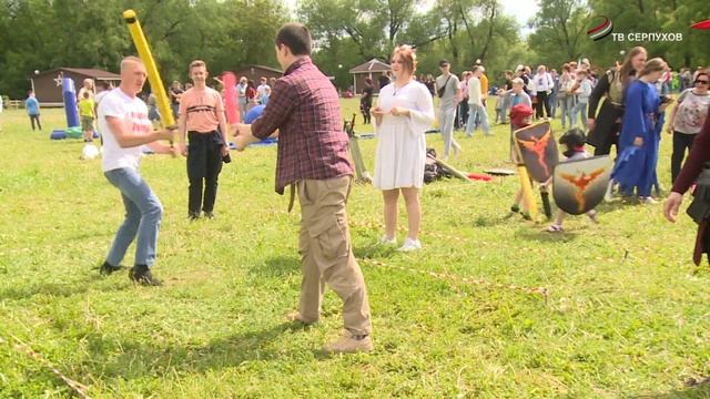 В Принарском парке состоялся праздник мороженого IceCreamParty смотреть онлайн