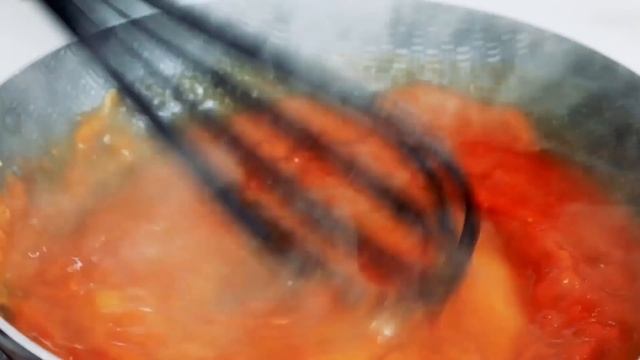 КРАСИВЫЙ КРАСНЫЙ СОУС, очень простой рецепт из доступных продуктов смотреть онлайн