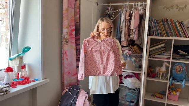 Обзор/расхламление гардероба девочек-погодок/Весна-Лето/4 года и 3 года смотреть онлайн