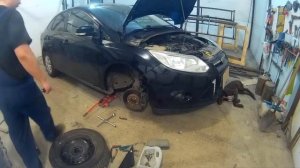 Форд фокус ремонт  замена переднего крыла