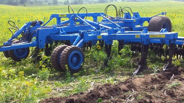 плуг чизельный ПЧ6 "Алмаз" смотреть онлайн