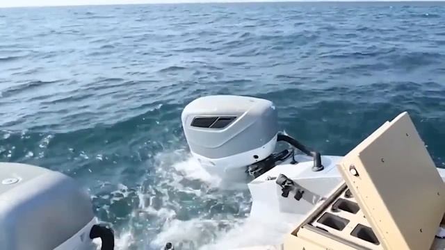ВМФ США успешно опробовал беспилотный катер MARTAC T38 "Devil Ray" смотреть онлайн