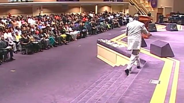 "A Great Trainer" Bishop Daniel Robertson, Jr. смотреть онлайн