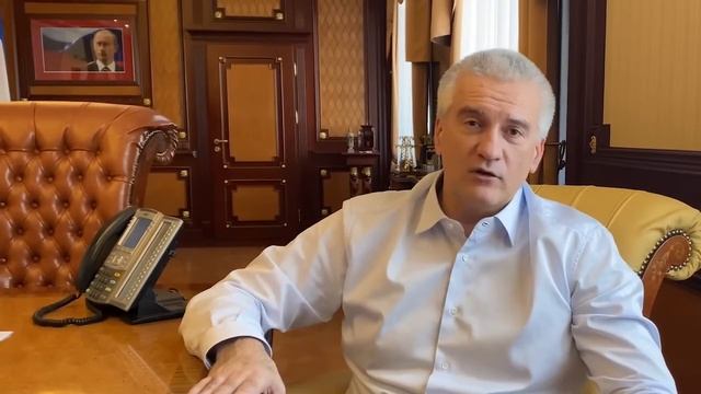 Аксенов назвал Александра Усика швалью и сказал, что лишит его и других деятелей Украины всех звани смотреть онлайн