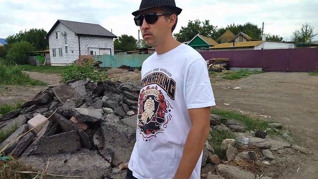С добрым утром мусорная столица! Ленинский район ул, Полевая. Послушайте, что говорят местные жител смотреть онлайн