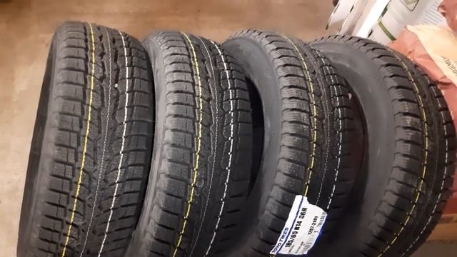 купил новую зимнюю резину TOYO OBSERVE GSI - 6 И ОТЗЫВ О СТАРОЙ ПОСЛЕ 3 ЛЕТ смотреть онлайн