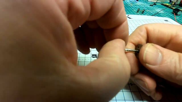 103 Coach Lighting with Stay Alive using DCC Concepts Wheel Pickups смотреть онлайн