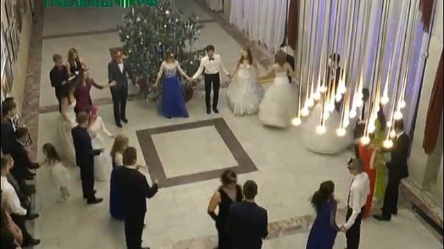 В вихре вальса кружили студенты ДИТИ НИЯУ МИФИ смотреть онлайн