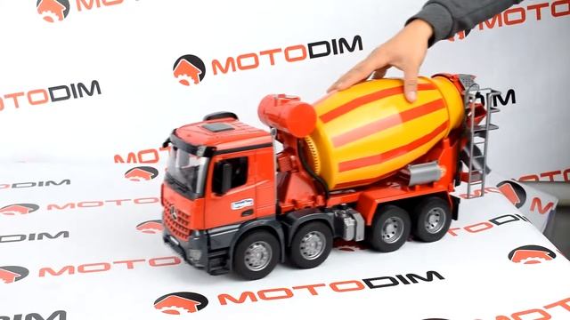 Машинка бетоносмеситель Mercedes Benz Arocs Bruder 03654 смотреть онлайн
