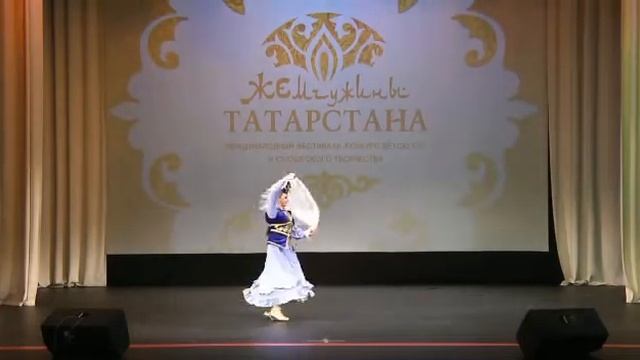Павлова Залия - Татарский танец смотреть онлайн
