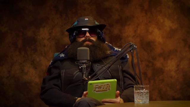 Падкаст #18 Музыкальный бизнес (Dyadya Ji и Julia Bura) смотреть онлайн