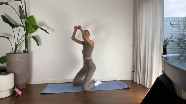 LIVE Workout Full Body 30 Minutes No Equipment / Nina Dapper Model & Lifestyle Coach смотреть онлайн