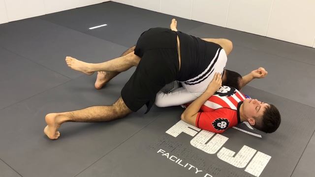 The Over Under Pass For No-Gi by Bernardo Faria смотреть онлайн