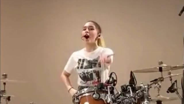 The Warning's Quarantine Official Show But Only The Funny Bits