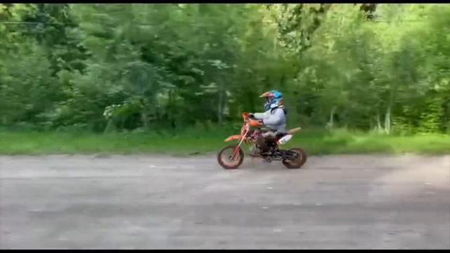 Transformation in 5 years. From bike to pit bike смотреть онлайн