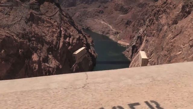 Top of Hoover Dam - Observation Deck - Street Level Exhibit - HD July 2016 смотреть онлайн