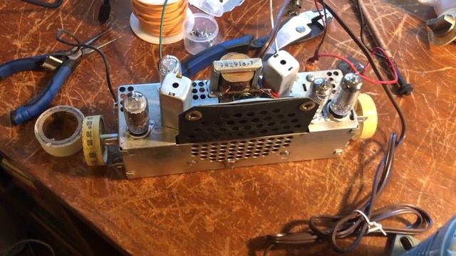 1954 RCA 6BX6 Portable Radio Restoration смотреть онлайн