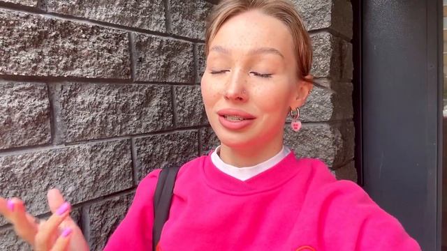 Записалась на #маникюр в салон красоты, мастеру в день записи стало плохо.. смотреть онлайн