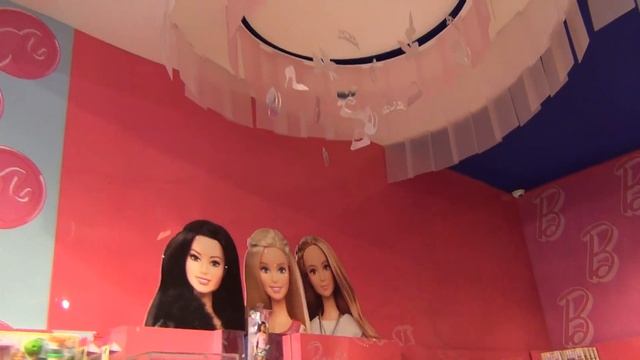 В Детском Мире в Москве // Stacy cool // In the Children's World in Moscow смотреть онлайн